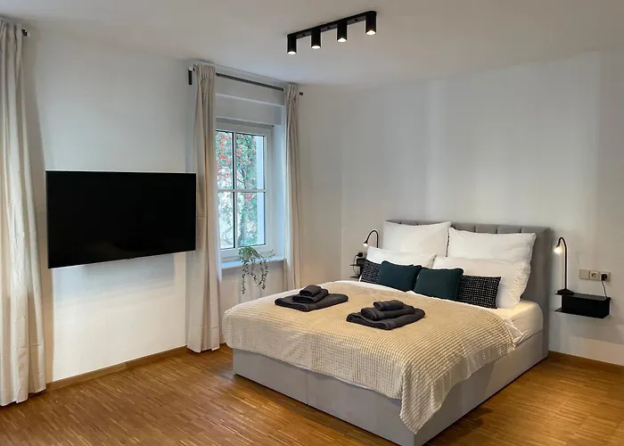 Zentrales Innenstadt Studio Mit Garage