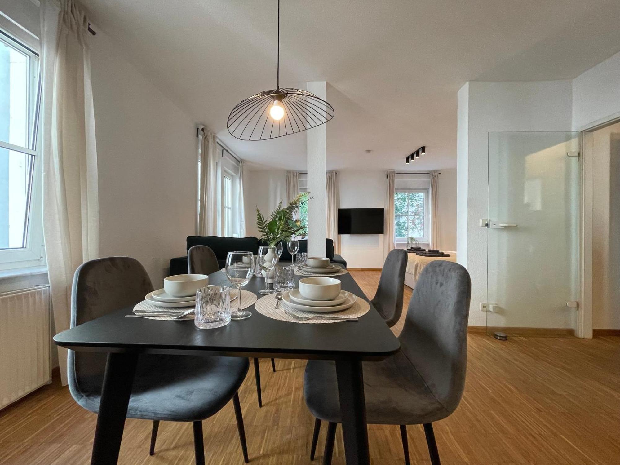 Zentrales Innenstadt Mit Garage Апартаменты *